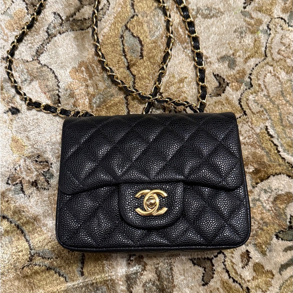Chic Black Quilted Leather Chain Bag